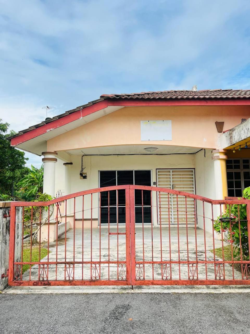 Sofea Homestay Ipoh Exterior foto